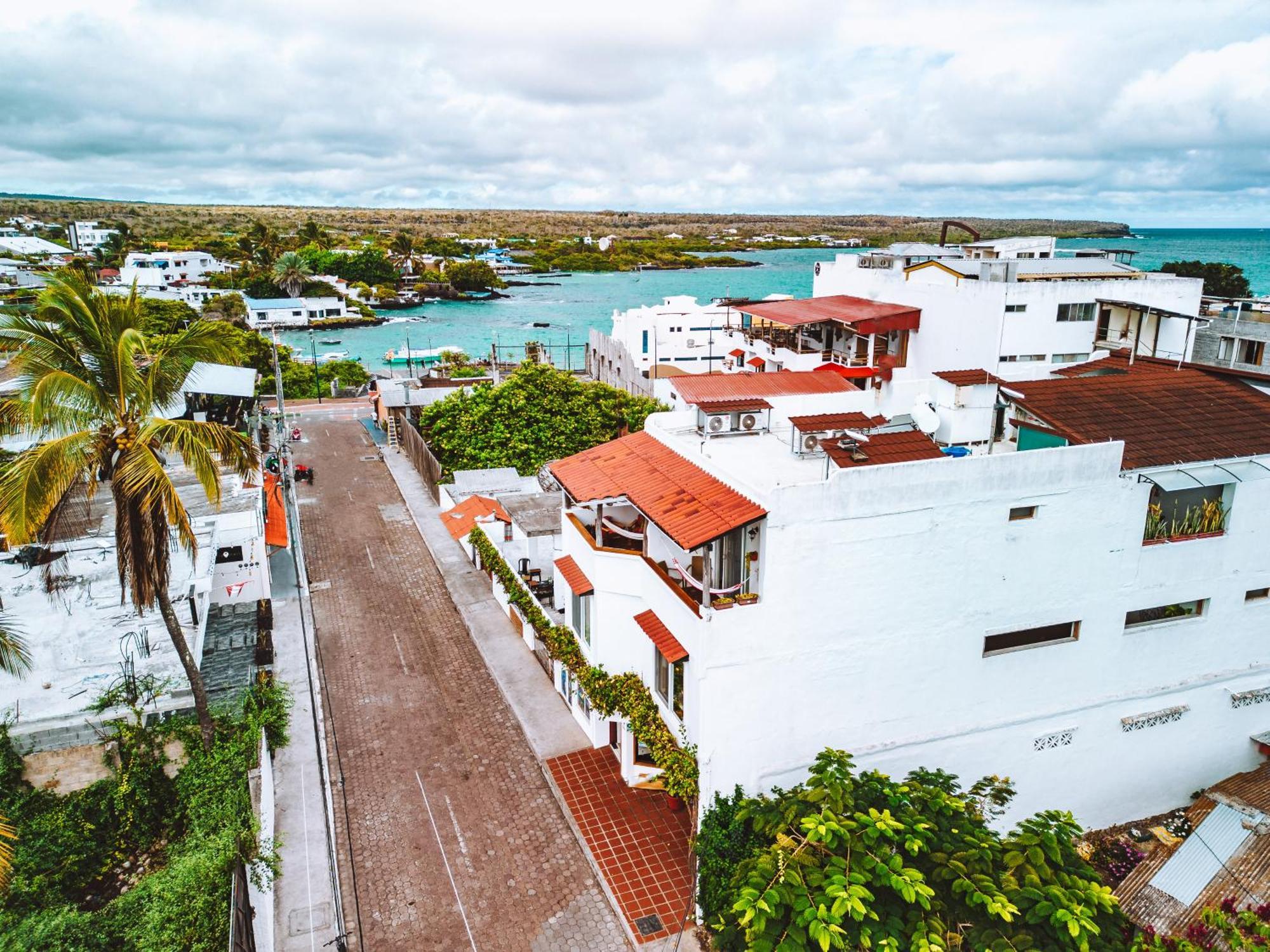 Hotel Cucuve Puerto Ayora  Eksteriør billede